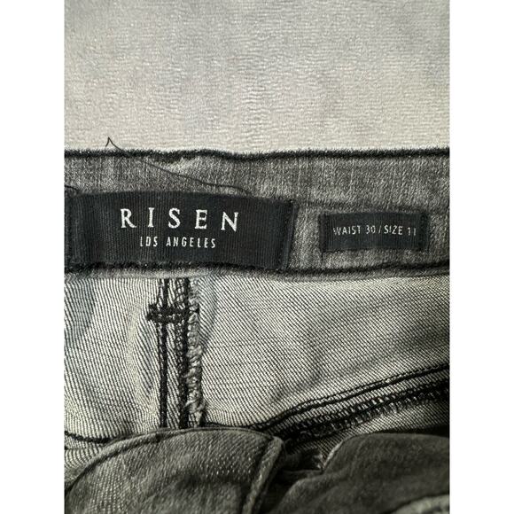 Risen Dexter Skinny Jean Women’s Size 30/11 Gray Light Distress Stretch Mid Rise - Picture 2 of 14